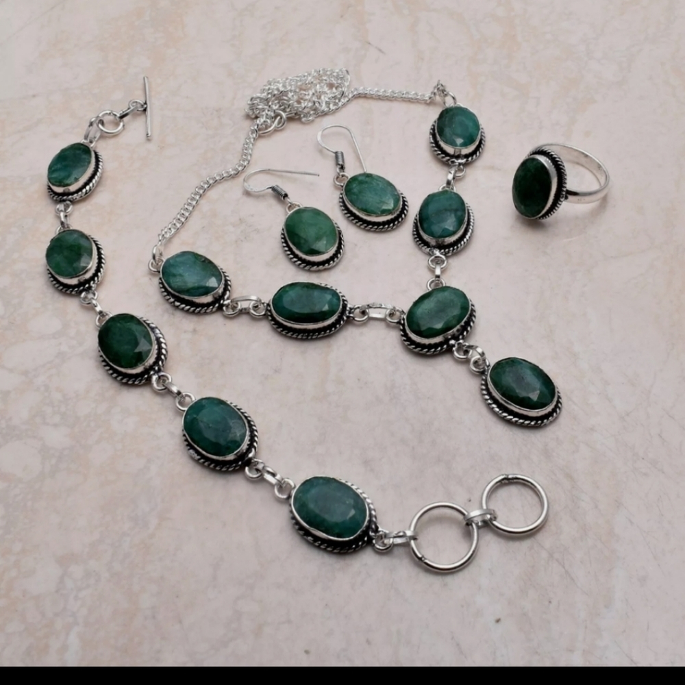 New simulated emerald sterling silver necklace set